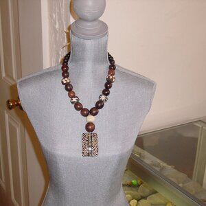 Boho African Wood Beaded Necklace with Pendant - NWT